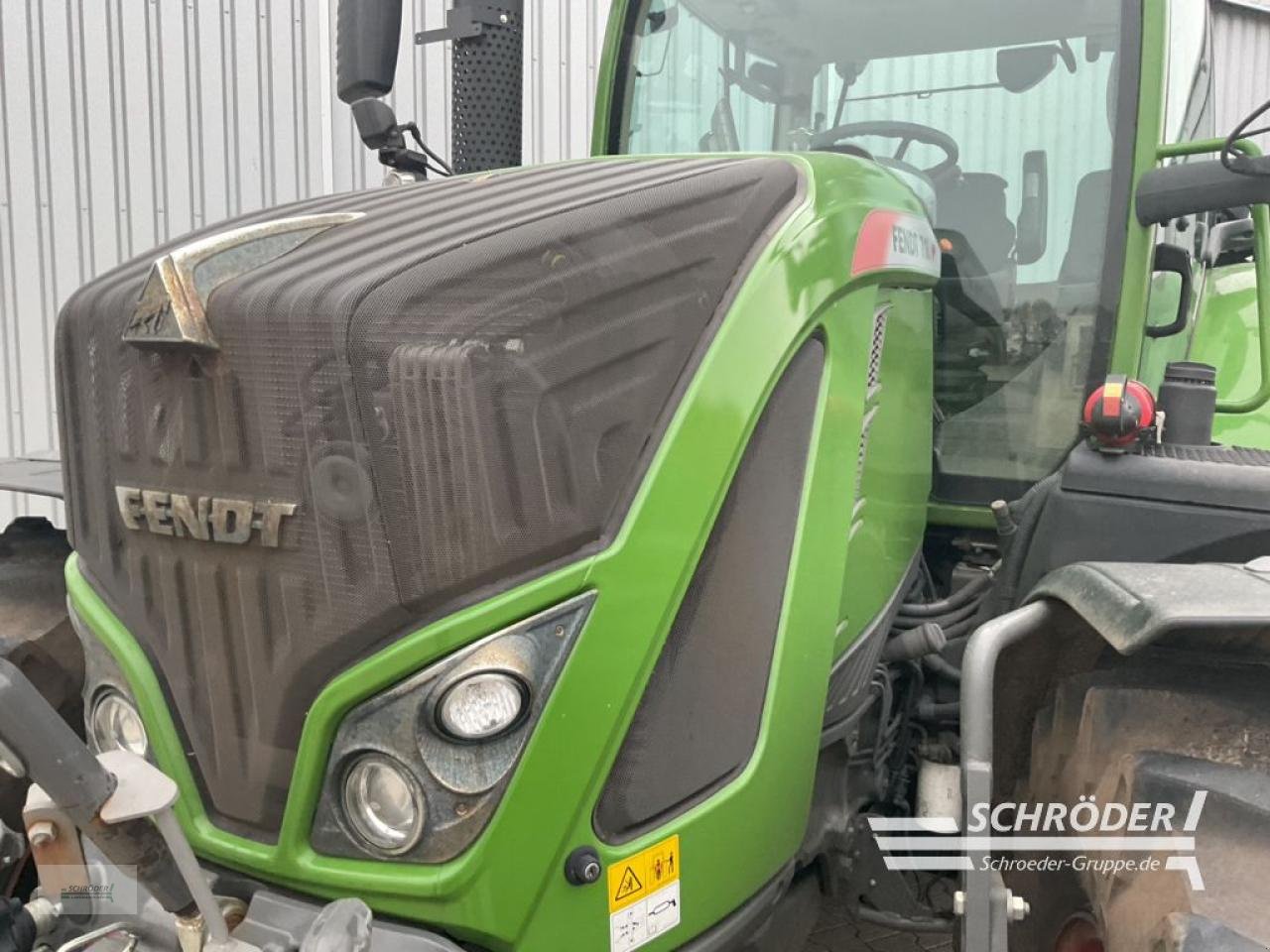 Traktor типа Fendt 718 VARIO S4 PROFI PLUS, Gebrauchtmaschine в Holdorf (Фотография 15)