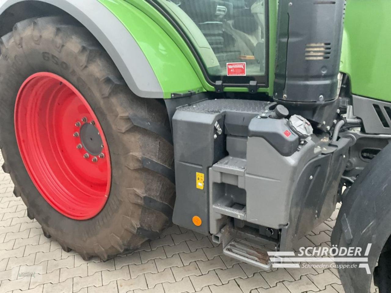 Traktor типа Fendt 718 VARIO S4 PROFI PLUS, Gebrauchtmaschine в Holdorf (Фотография 18)