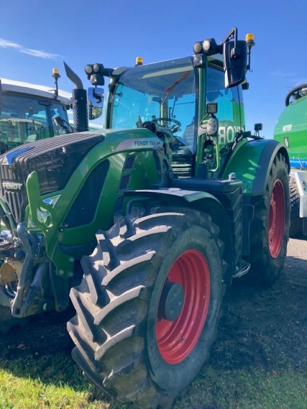 Traktor typu Fendt 718 Vario S4 Profi, Gebrauchtmaschine w Bevern (Zdjęcie 3)