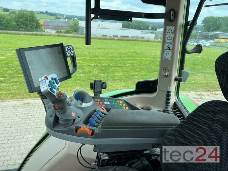 Traktor des Typs Fendt 718 VARIO S4 PROFI, Gebrauchtmaschine in Brakel (Bild 12)