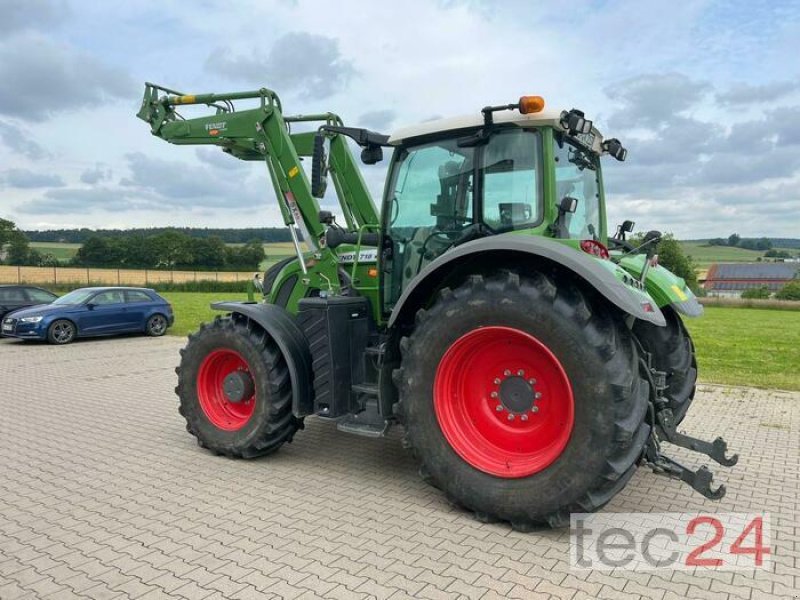 Traktor of the type Fendt 718 VARIO S4 PROFI, Gebrauchtmaschine in Brakel (Picture 2)