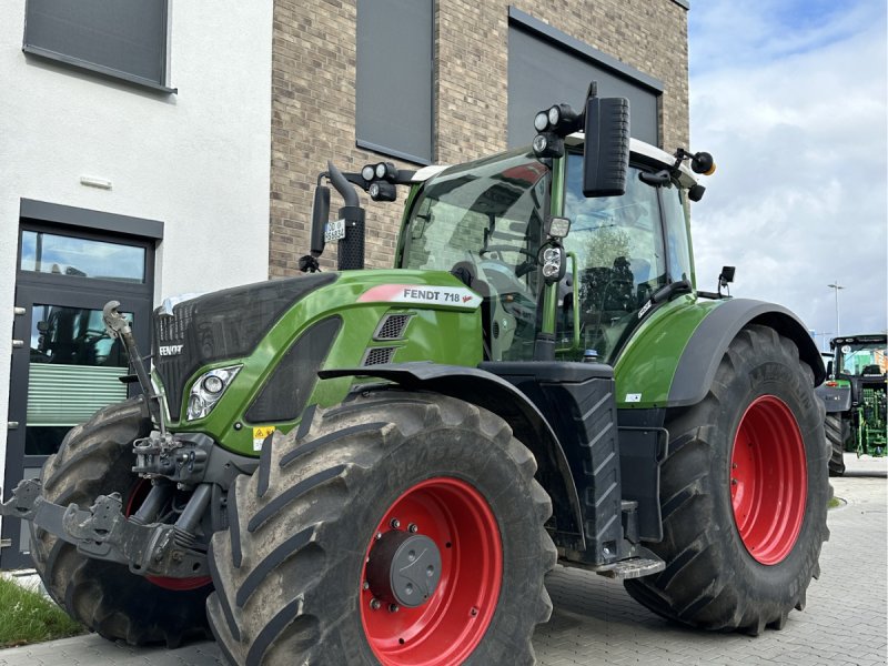 Traktor of the type Fendt 718 Vario S4 Profi, Gebrauchtmaschine in Bad Oldesloe