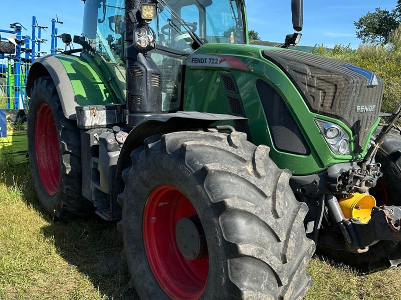 Traktor van het type Fendt 718 Vario S4 ProfiPlus, Gebrauchtmaschine in Hillerse (Foto 1)