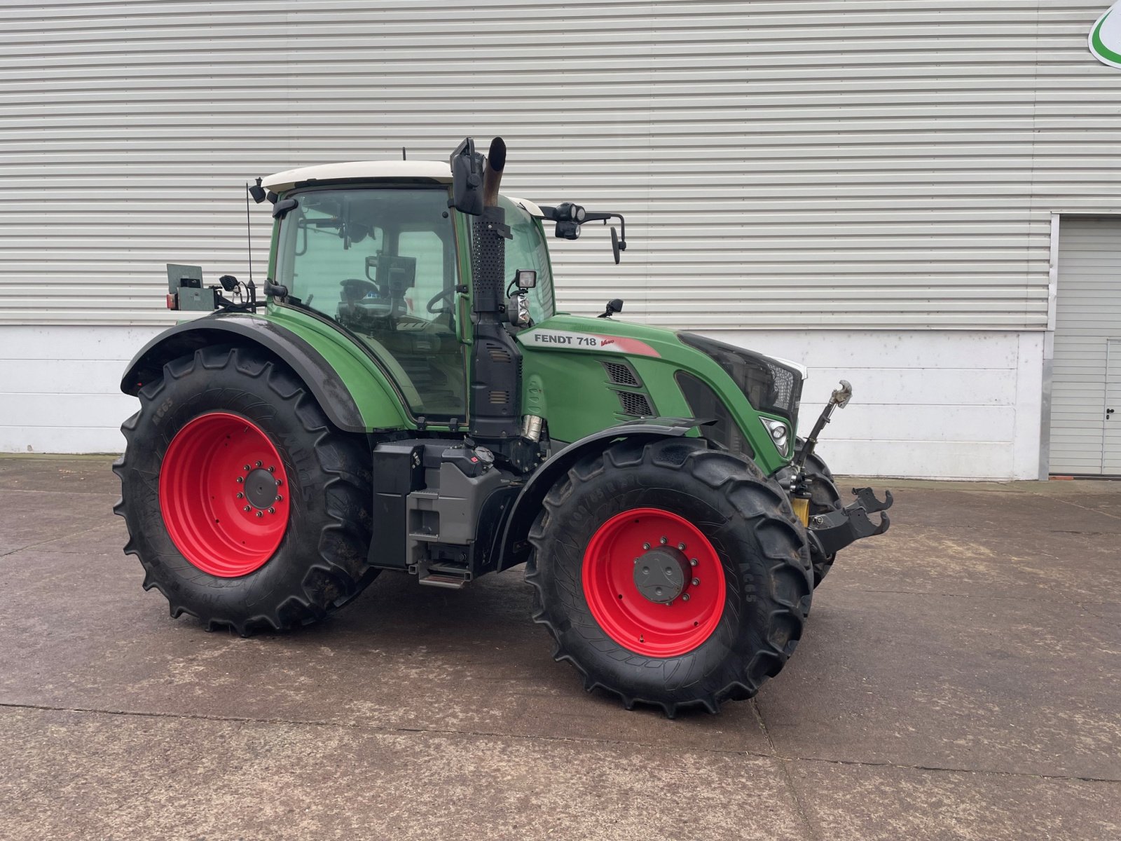 Traktor типа Fendt 718 Vario S4 ProfiPlus, Gebrauchtmaschine в Ebeleben (Фотография 2)