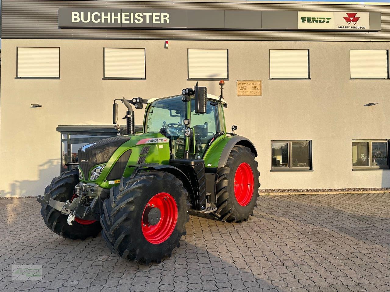 Traktor of the type Fendt 718 Vario S4 ProfiPlus, Gebrauchtmaschine in Coppenbruegge (Picture 1)