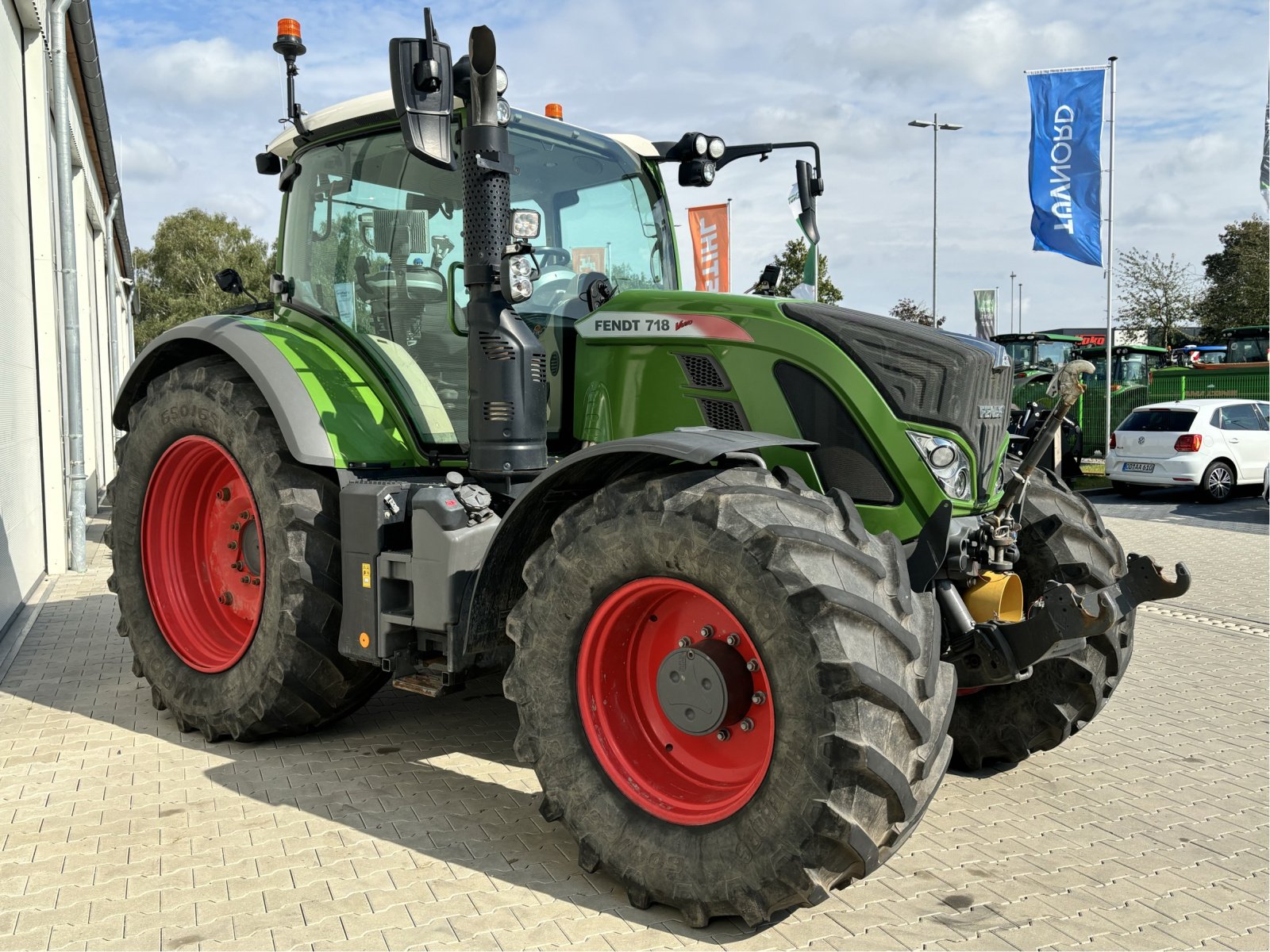 Traktor Türe ait Fendt 718 Vario S4 ProfiPlus, Gebrauchtmaschine içinde Bad Oldesloe (resim 3)