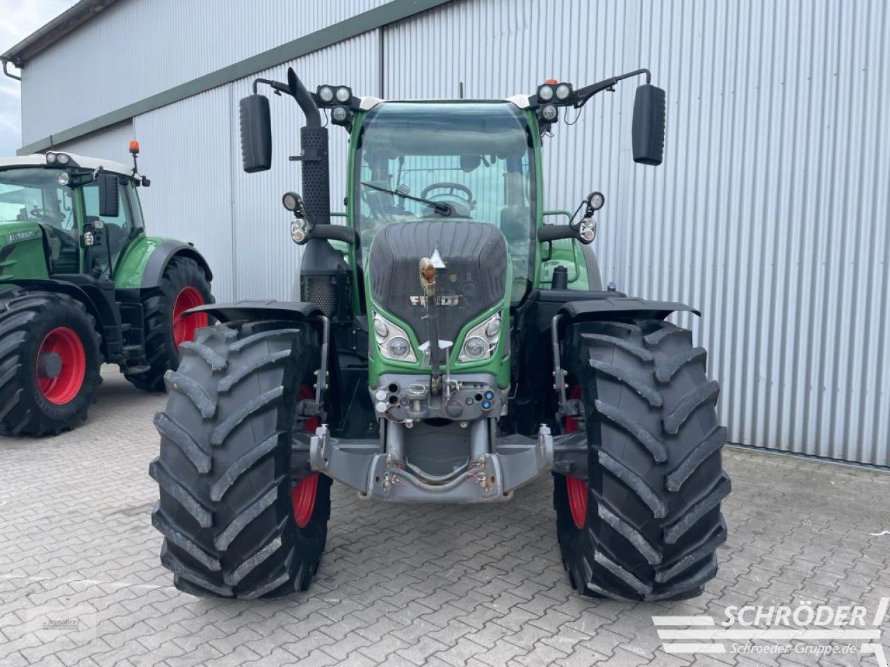 Traktor типа Fendt 718 VARIO SCR PROFI PLUS, Gebrauchtmaschine в Wildeshausen (Фотография 7)