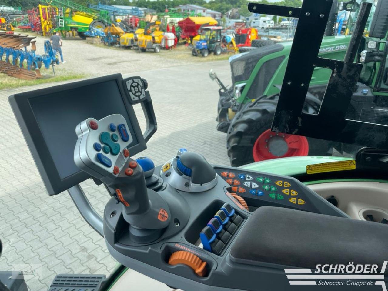 Traktor tip Fendt 718 VARIO SCR PROFI PLUS, Gebrauchtmaschine in Wildeshausen (Poză 12)