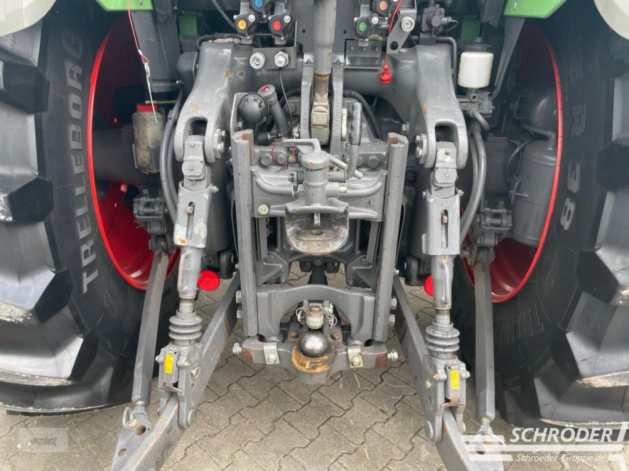 Traktor del tipo Fendt 718 VARIO SCR PROFI PLUS, Gebrauchtmaschine en Wildeshausen (Imagen 18)