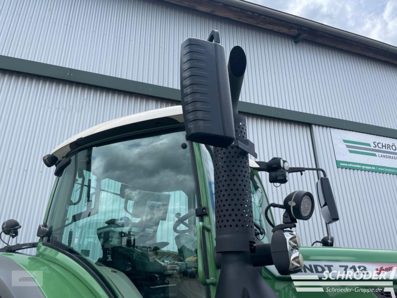 Traktor del tipo Fendt 718 VARIO SCR PROFI PLUS, Gebrauchtmaschine In Wildeshausen (Immagine 19)