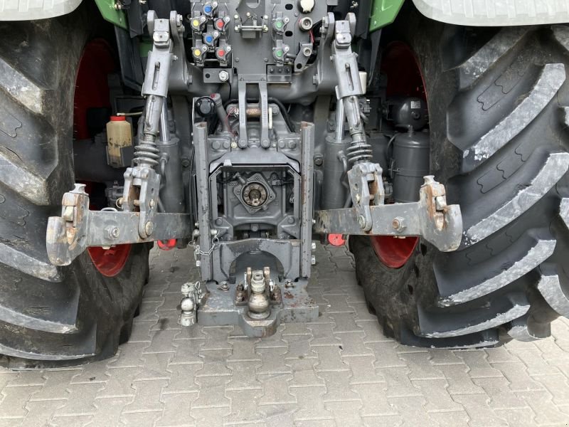 Traktor Türe ait Fendt 718 VARIO SCR PROFI, Gebrauchtmaschine içinde Birgland (resim 12)