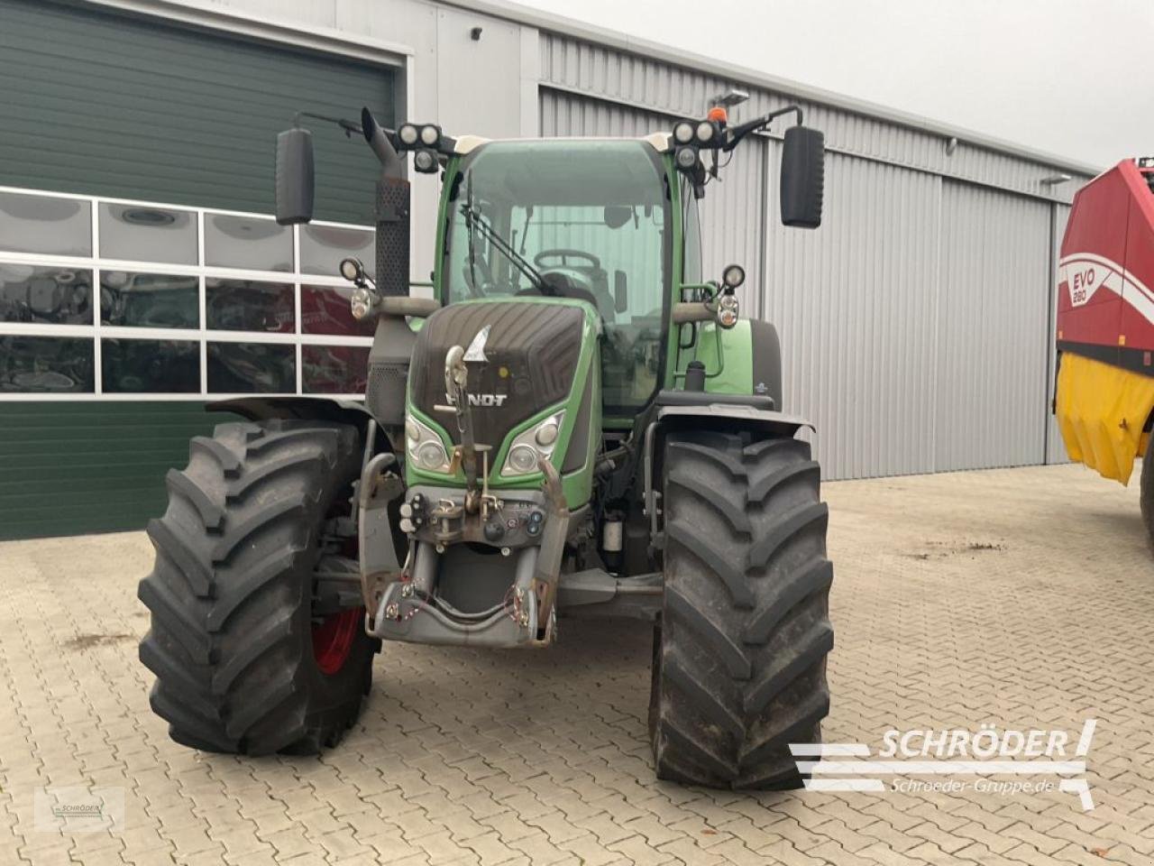 Traktor του τύπου Fendt 718 VARIO SCR PROFI, Gebrauchtmaschine σε Holdorf (Φωτογραφία 2)