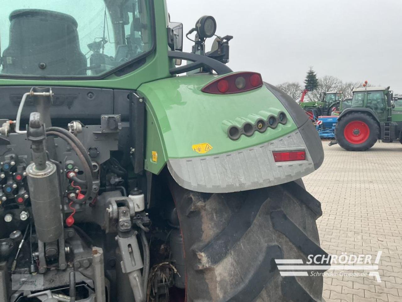 Traktor του τύπου Fendt 718 VARIO SCR PROFI, Gebrauchtmaschine σε Holdorf (Φωτογραφία 8)