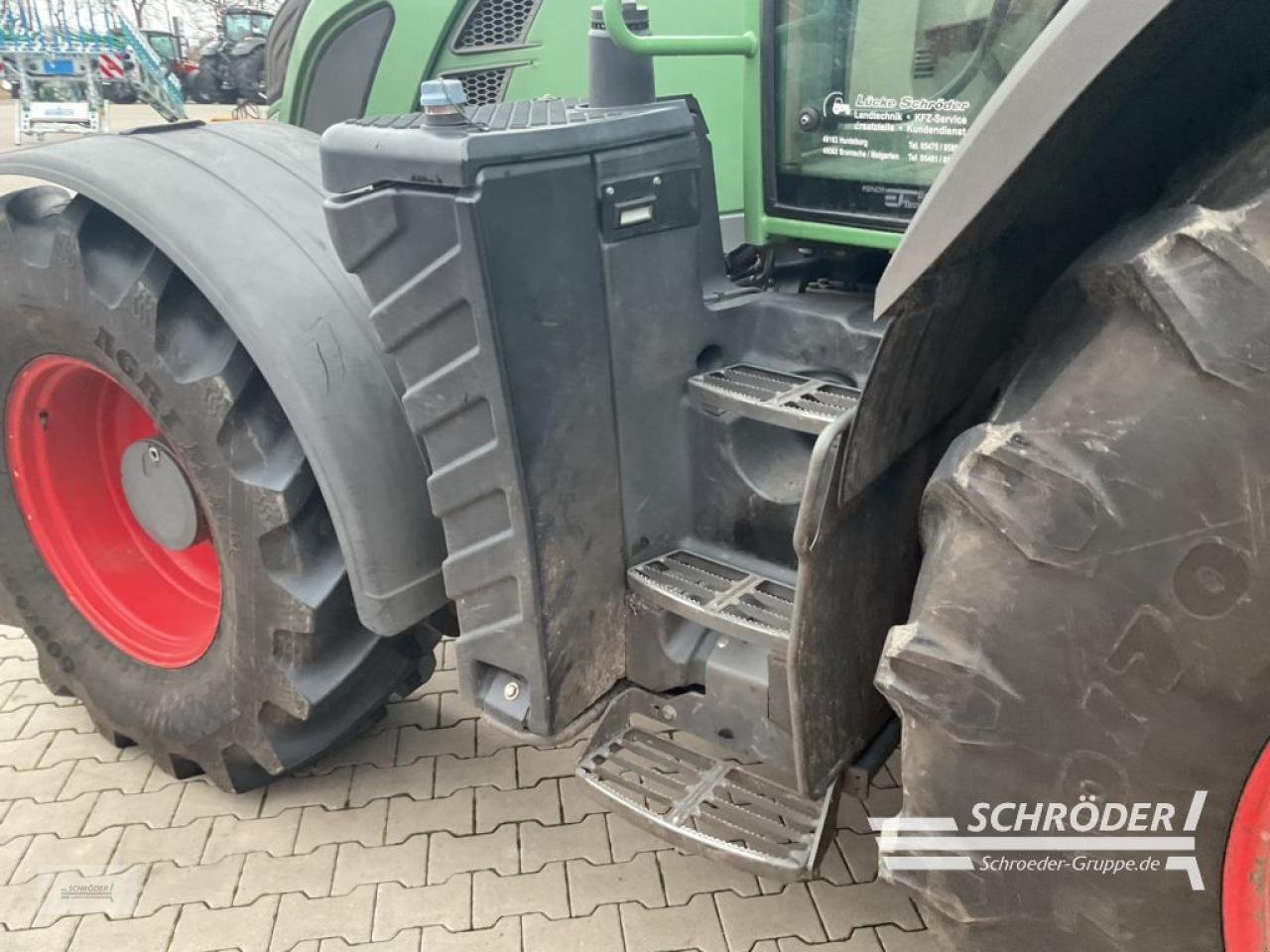 Traktor του τύπου Fendt 718 VARIO SCR PROFI, Gebrauchtmaschine σε Holdorf (Φωτογραφία 17)