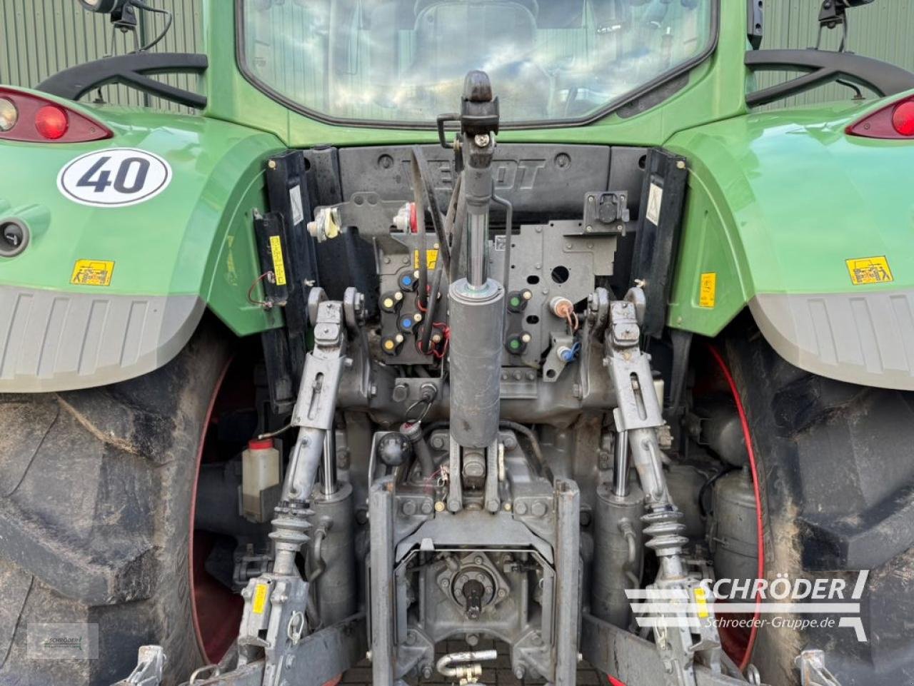 Traktor des Typs Fendt 718 VARIO SCR PROFI, Gebrauchtmaschine in Twistringen (Bild 7)