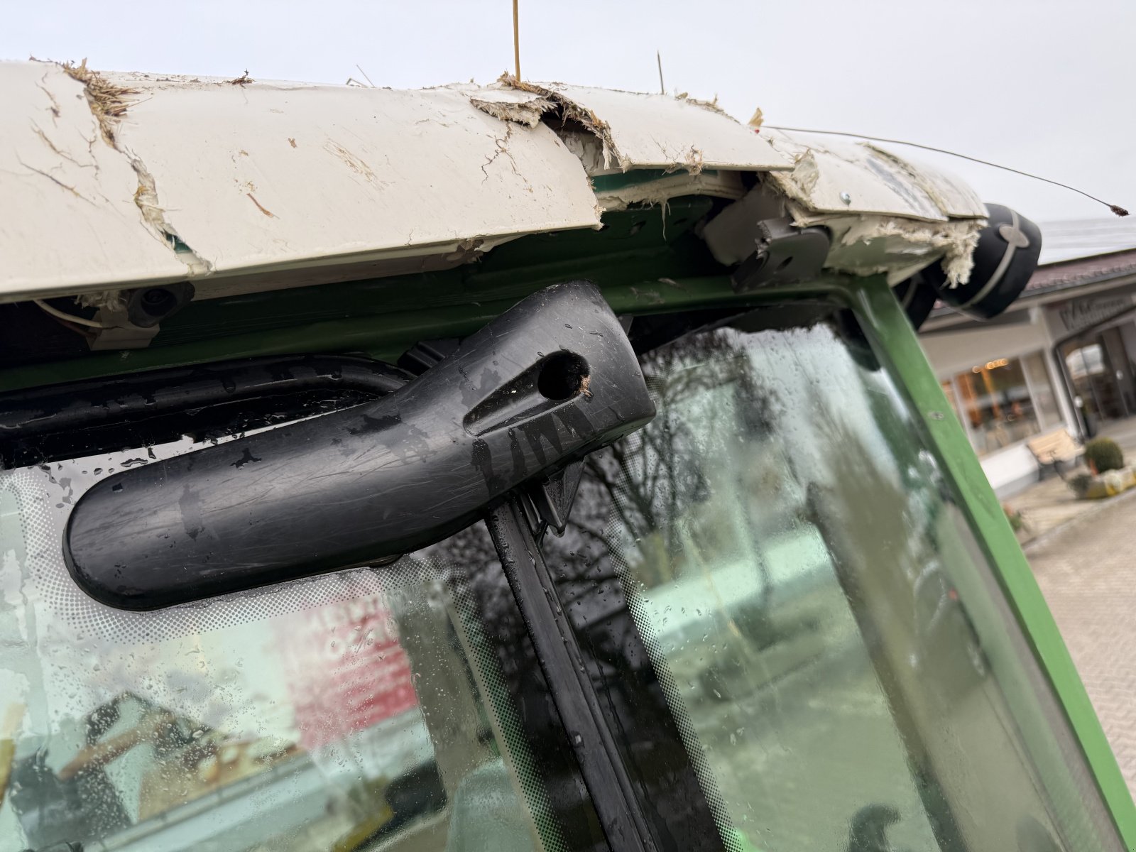 Traktor des Typs Fendt 718 Vario SCR Unfall, Gebrauchtmaschine in Neureichenau (Bild 11)