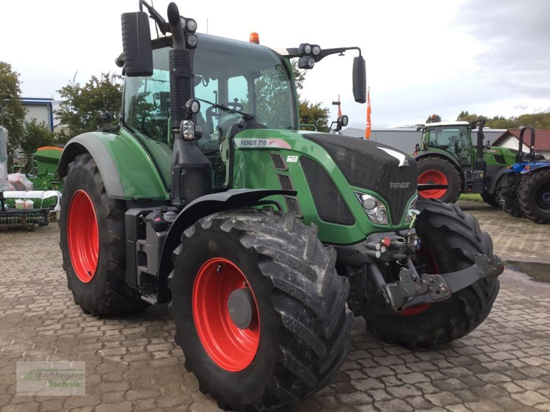 Traktor van het type Fendt 718 Vario SCR, Gebrauchtmaschine in Coppenbruegge (Foto 1)