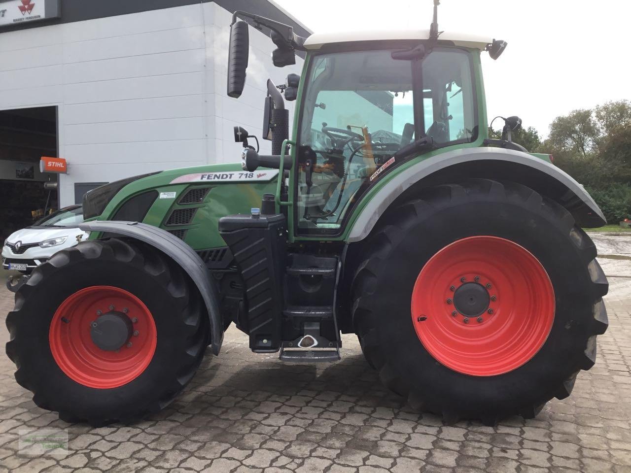 Traktor του τύπου Fendt 718 Vario SCR, Gebrauchtmaschine σε Coppenbruegge (Φωτογραφία 3)