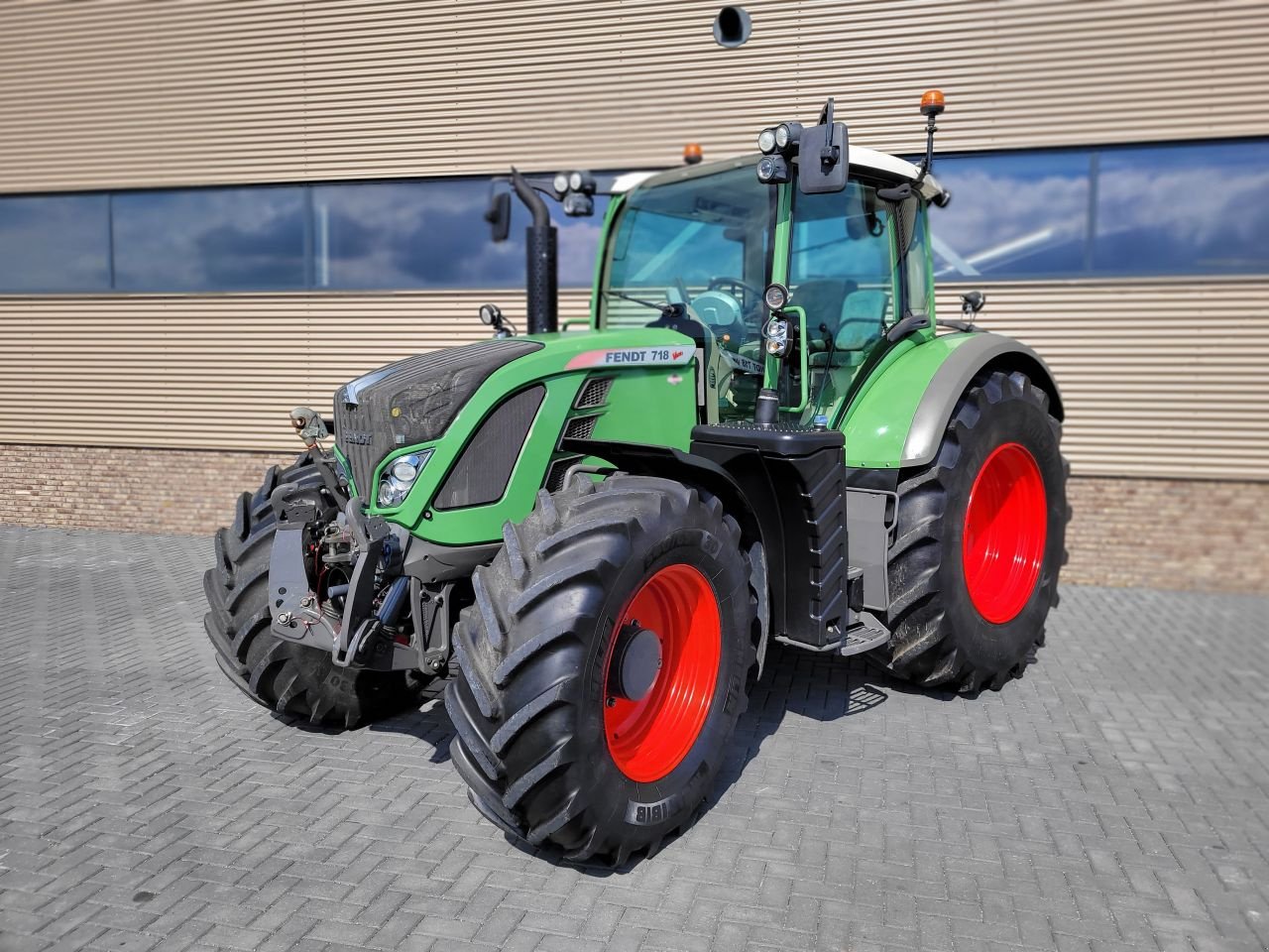 Traktor van het type Fendt 718 vario tms scr profi, Gebrauchtmaschine in Houten (Foto 2)