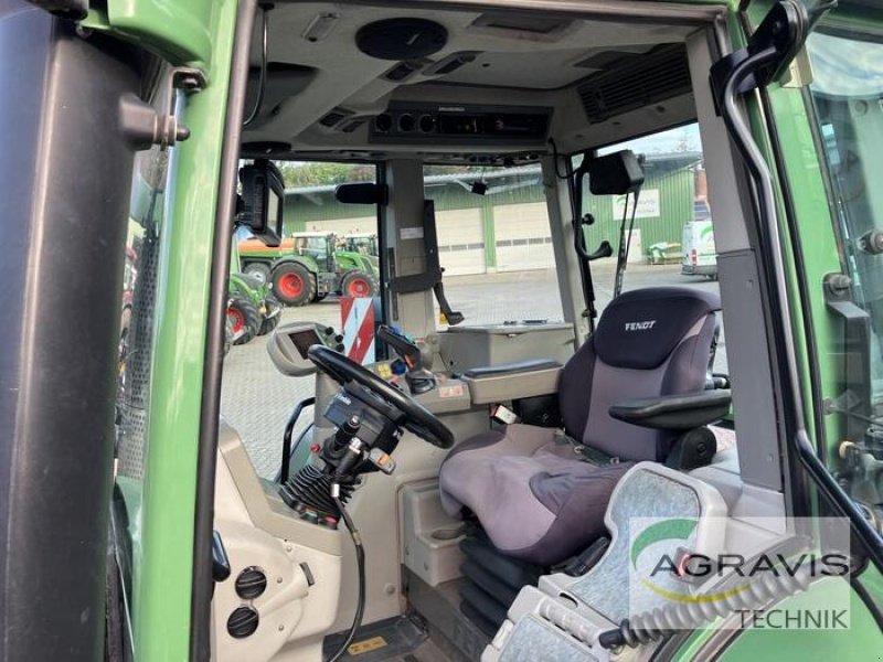 Traktor van het type Fendt 718 VARIO TMS, Gebrauchtmaschine in Königslutter (Foto 8)