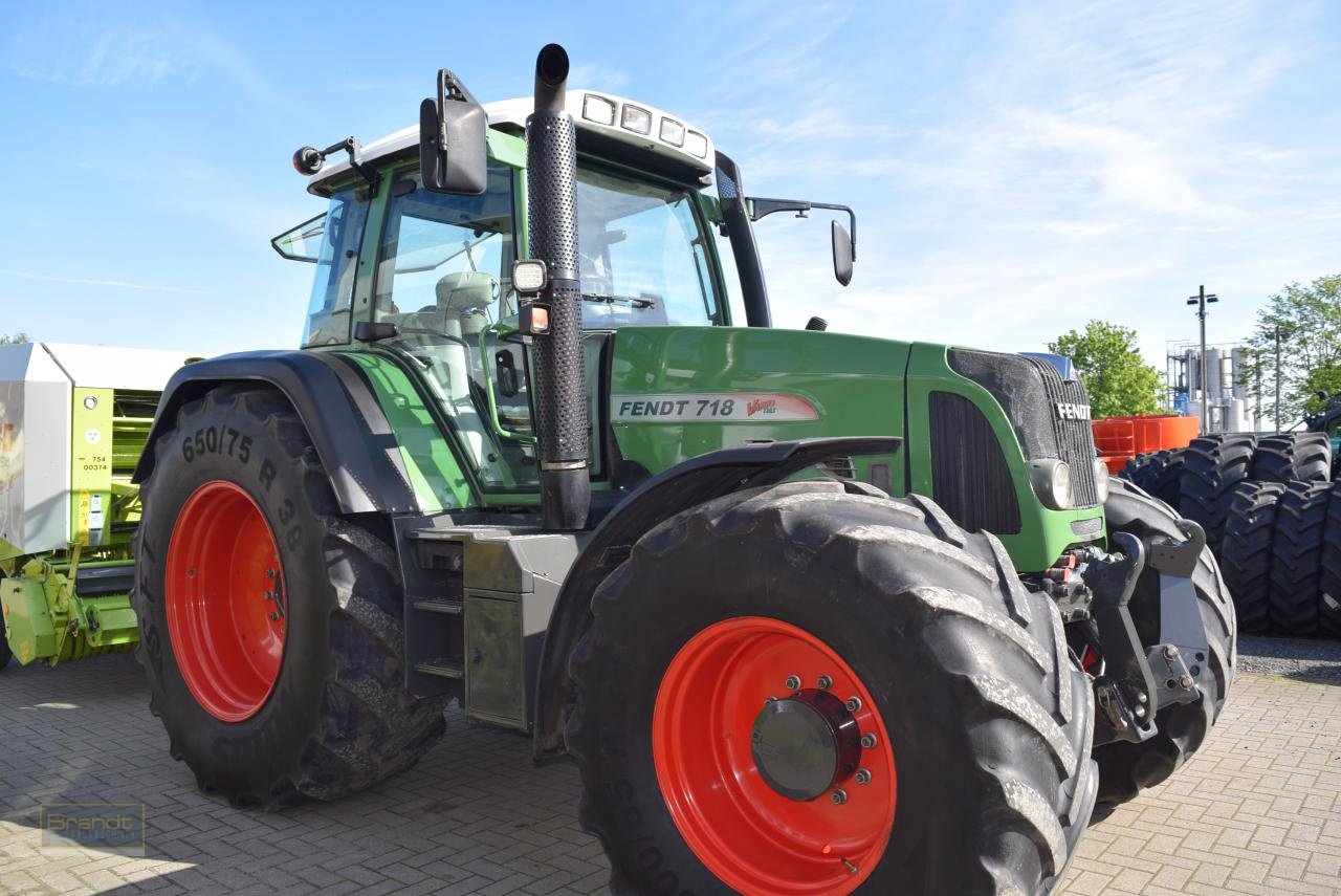 Traktor van het type Fendt 718 Vario TMS, Gebrauchtmaschine in Oyten (Foto 4)