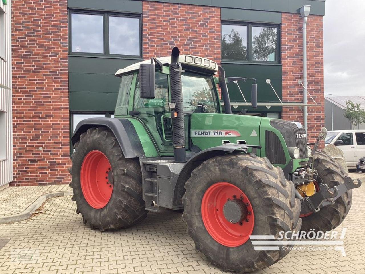 Traktor του τύπου Fendt 718 VARIO TMS, Gebrauchtmaschine σε Wildeshausen (Φωτογραφία 7)