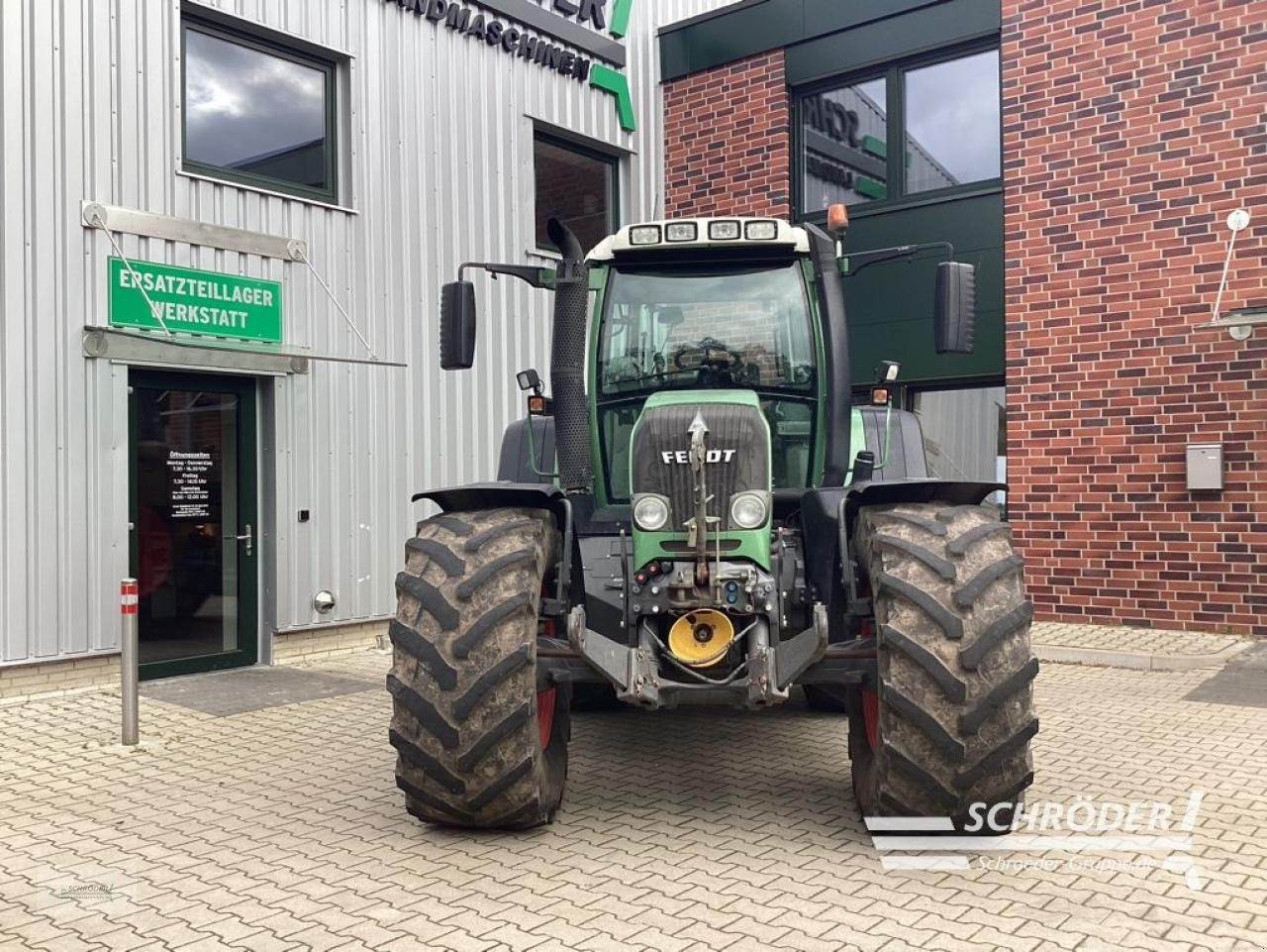 Traktor типа Fendt 718 VARIO TMS, Gebrauchtmaschine в Wildeshausen (Фотография 8)