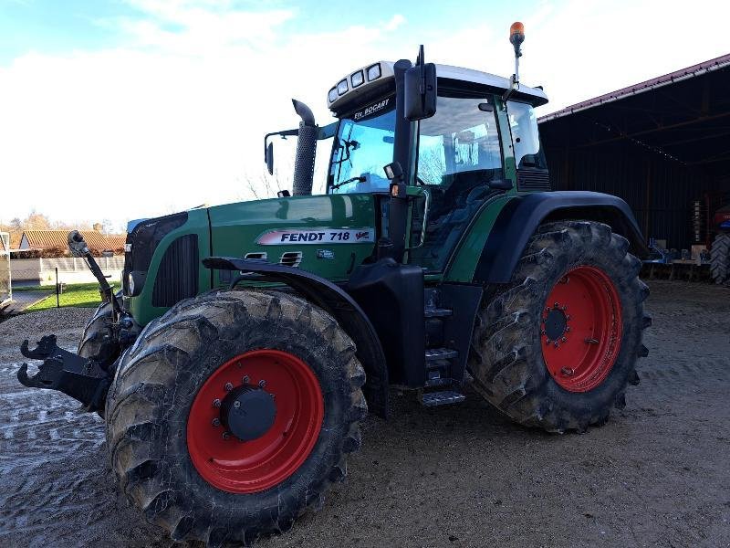 Traktor typu Fendt 718 VARIO, Gebrauchtmaschine w VERDUN (Zdjęcie 1)