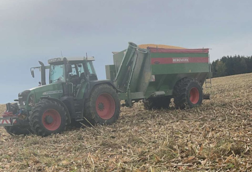 Traktor tipa Fendt 718 Vario, Gebrauchtmaschine u Bruckberg (Slika 1)