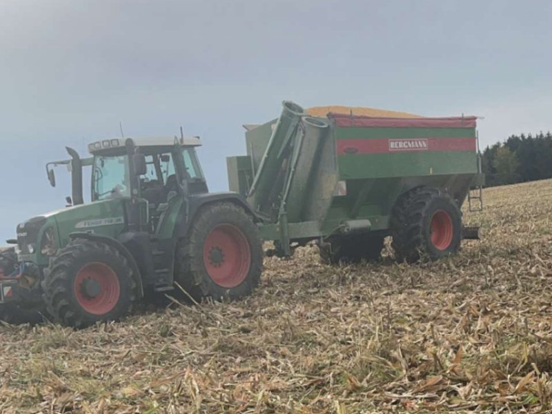 Traktor des Typs Fendt 718 Vario, Gebrauchtmaschine in Bruckberg (Bild 1)