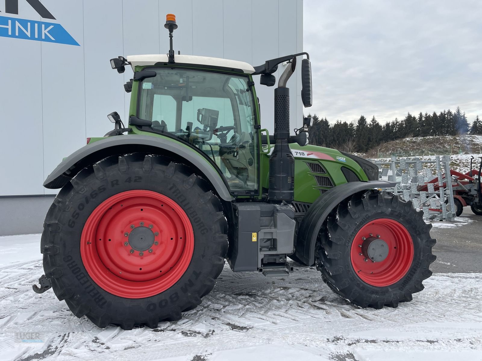 Traktor des Typs Fendt 718 Vario, Gebrauchtmaschine in Niederkappel (Bild 2)