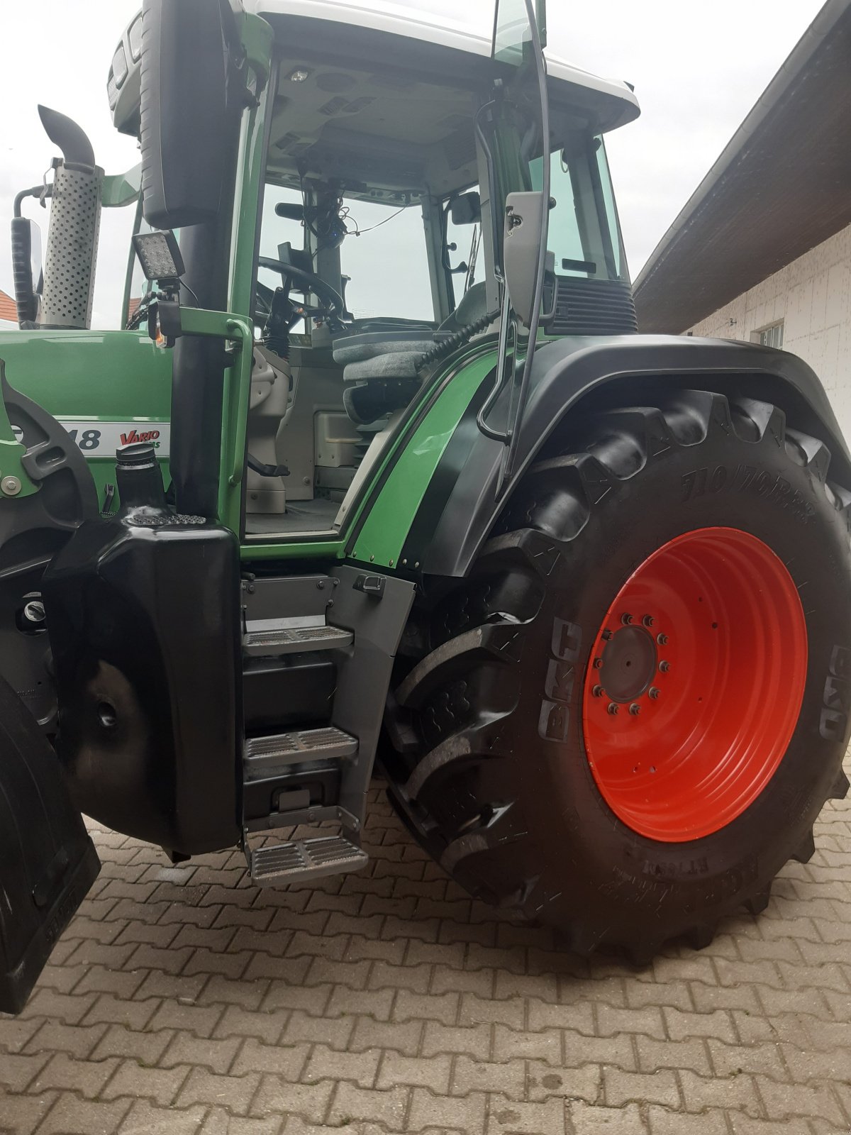 Traktor του τύπου Fendt 718 Vario, Gebrauchtmaschine σε Niedertaufkirchen (Φωτογραφία 4)