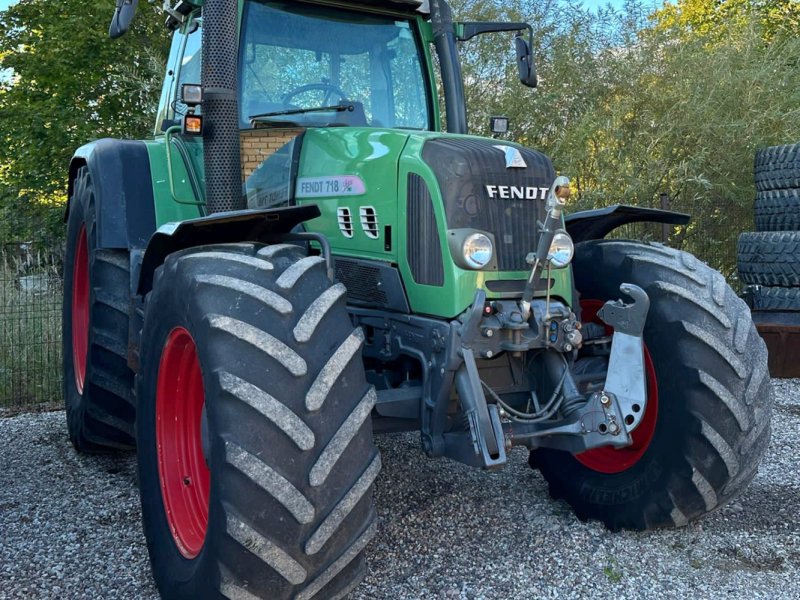 Traktor Türe ait Fendt 718 Vario, Gebrauchtmaschine içinde Süderhastedt (resim 1)