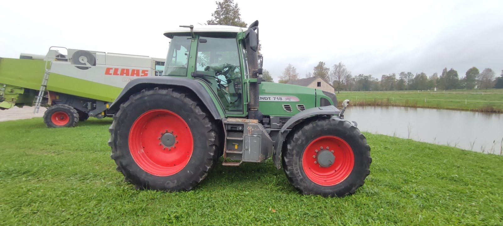 Traktor Türe ait Fendt 718 Vario, Gebrauchtmaschine içinde Süderhastedt (resim 5)