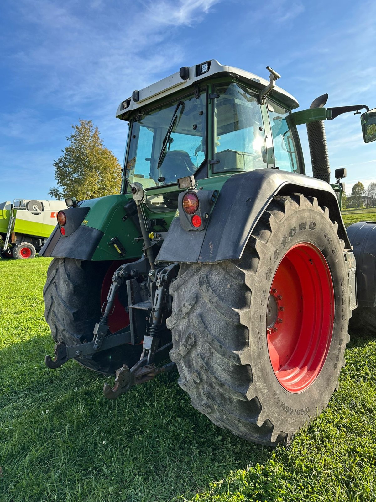 Traktor des Typs Fendt 718 Vario, Gebrauchtmaschine in Süderhastedt (Bild 4)