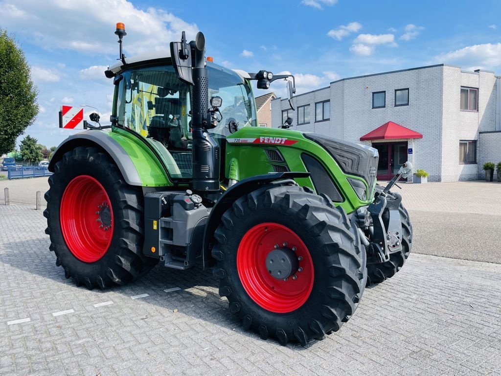 Traktor typu Fendt 720 ONE GEN 6 Setting 2, Gebrauchtmaschine w BOEKEL (Zdjęcie 2)