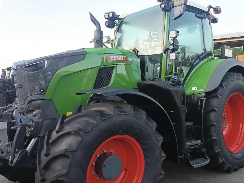 Traktor typu Fendt 720 Power+ GEN7 FABRIKSNY PÅ VEJ HJEM!, Gebrauchtmaschine v Nørager