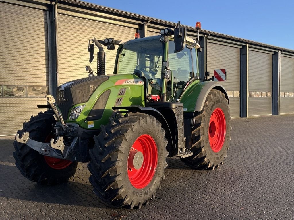 Traktor van het type Fendt 720 Profi Plus, Gebrauchtmaschine in Hapert (Foto 2)