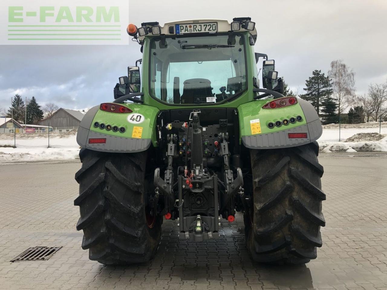 Traktor des Typs Fendt 720 profi setting 2, Gebrauchtmaschine in NEUKIRCHEN V. WALD (Bild 6)