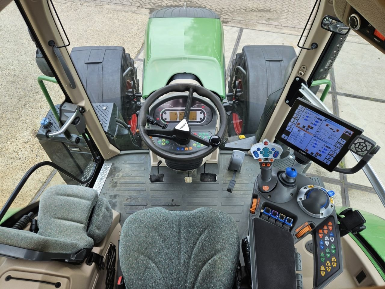 Traktor Türe ait Fendt 720 S4 Profi Plus ( 718 722 724), Gebrauchtmaschine içinde Bergen op Zoom (resim 11)