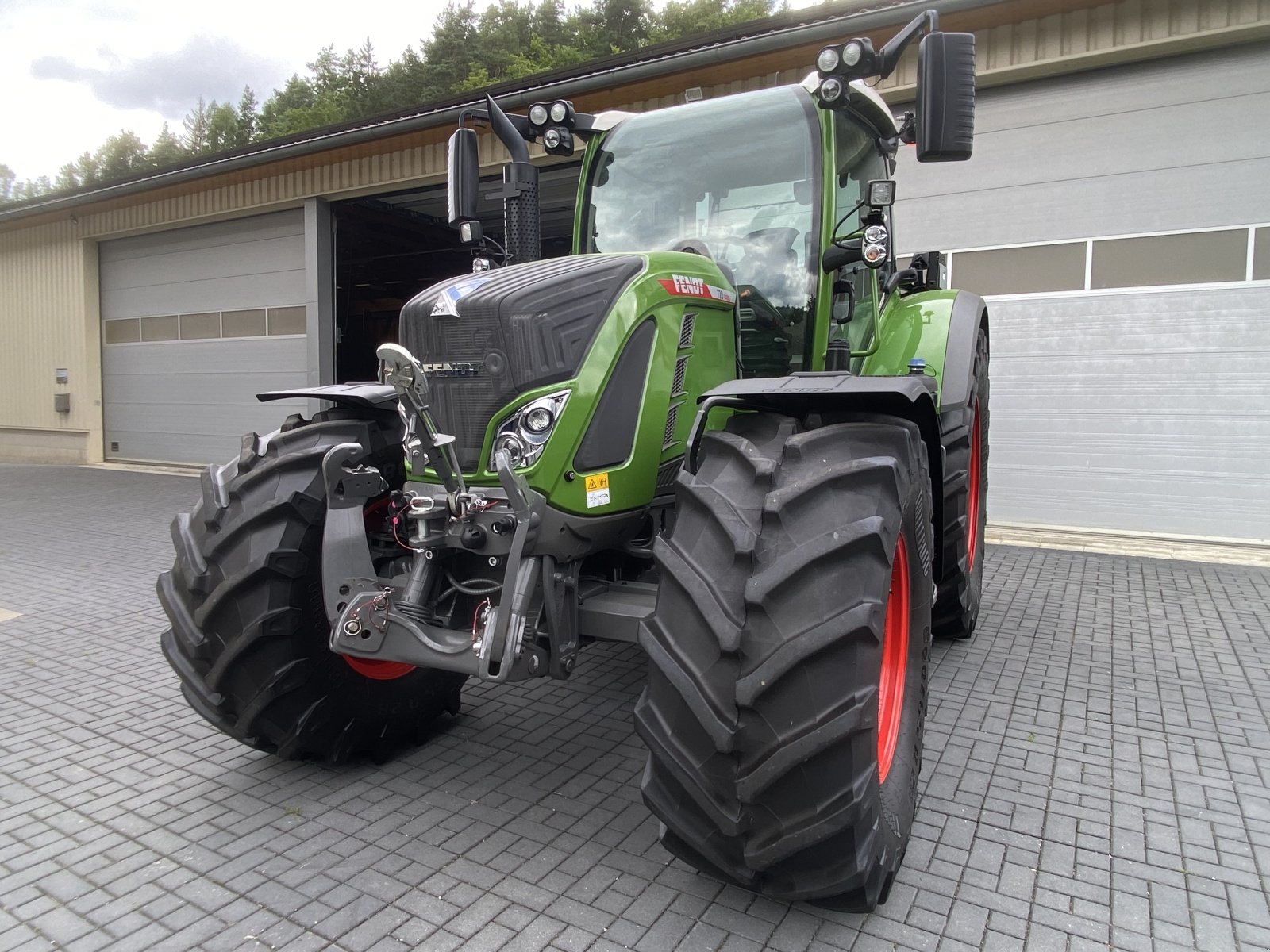 Traktor Türe ait Fendt 720 Vario Gen.6 Profi+ Setting2 aus 2023, sehr gepflegt, Gebrauchtmaschine içinde Weigendorf (resim 7)