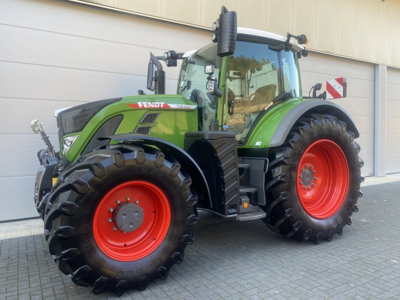 Traktor des Typs Fendt 720 Vario Gen.6 Profi+ Setting2 Profiplus (kein 718, 722, 724), Gebrauchtmaschine in Weigendorf