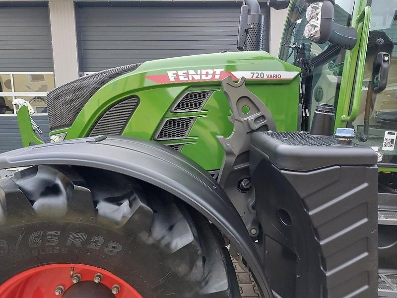 Traktor tipa Fendt 720 Vario GEN6 Profi+ Vollausstattung, Gebrauchtmaschine u Tirschenreuth (Slika 13)