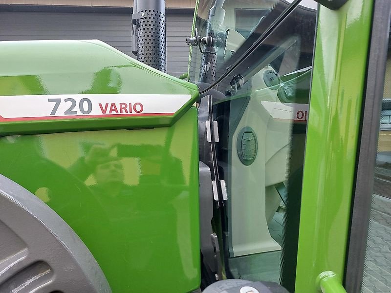 Traktor tipa Fendt 720 Vario GEN6 Profi+ Vollausstattung, Gebrauchtmaschine u Tirschenreuth (Slika 21)