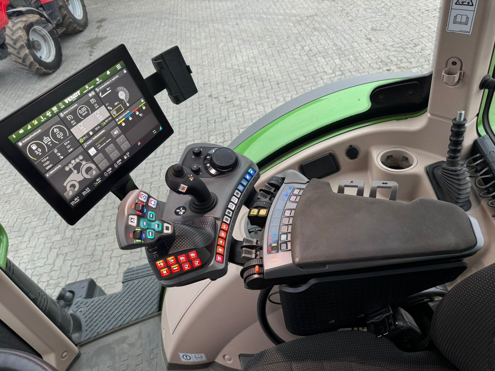 Traktor typu Fendt 720 Vario Gen6, Gebrauchtmaschine v Bevern (Obrázok 5)