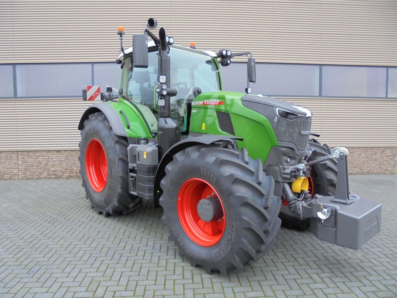 Traktor типа Fendt 720 vario gen7 722/724/728, Gebrauchtmaschine в Houten (Фотография 1)