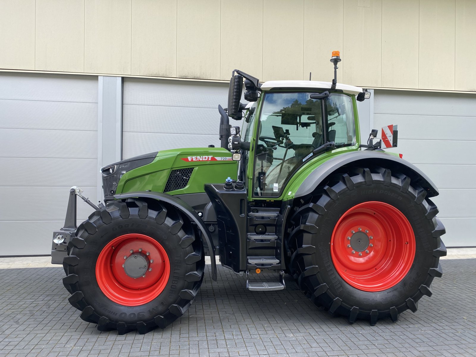 Traktor typu Fendt 720 Vario Gen.7 Profi+ Setting 2 (wie 722 724 726 728) Vollausstattung, RTK LED Kamera, Finanzierung möglich, Gebrauchtmaschine v Weigendorf (Obrázok 10)