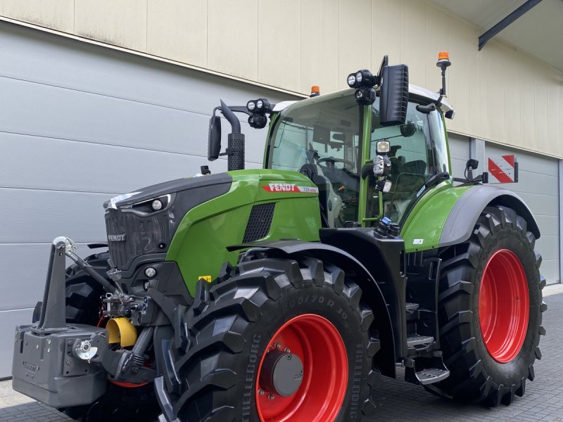 Traktor of the type Fendt 720 Vario Gen.7 Profi+ Setting 2 (wie 722 724 726 728) Vollausstattung, RTK LED Kamera, Finanzierung möglich, Gebrauchtmaschine in Weigendorf (Picture 1)