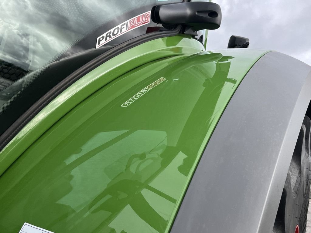 Traktor van het type Fendt 720 vario profi plus, Gebrauchtmaschine in Hapert (Foto 9)