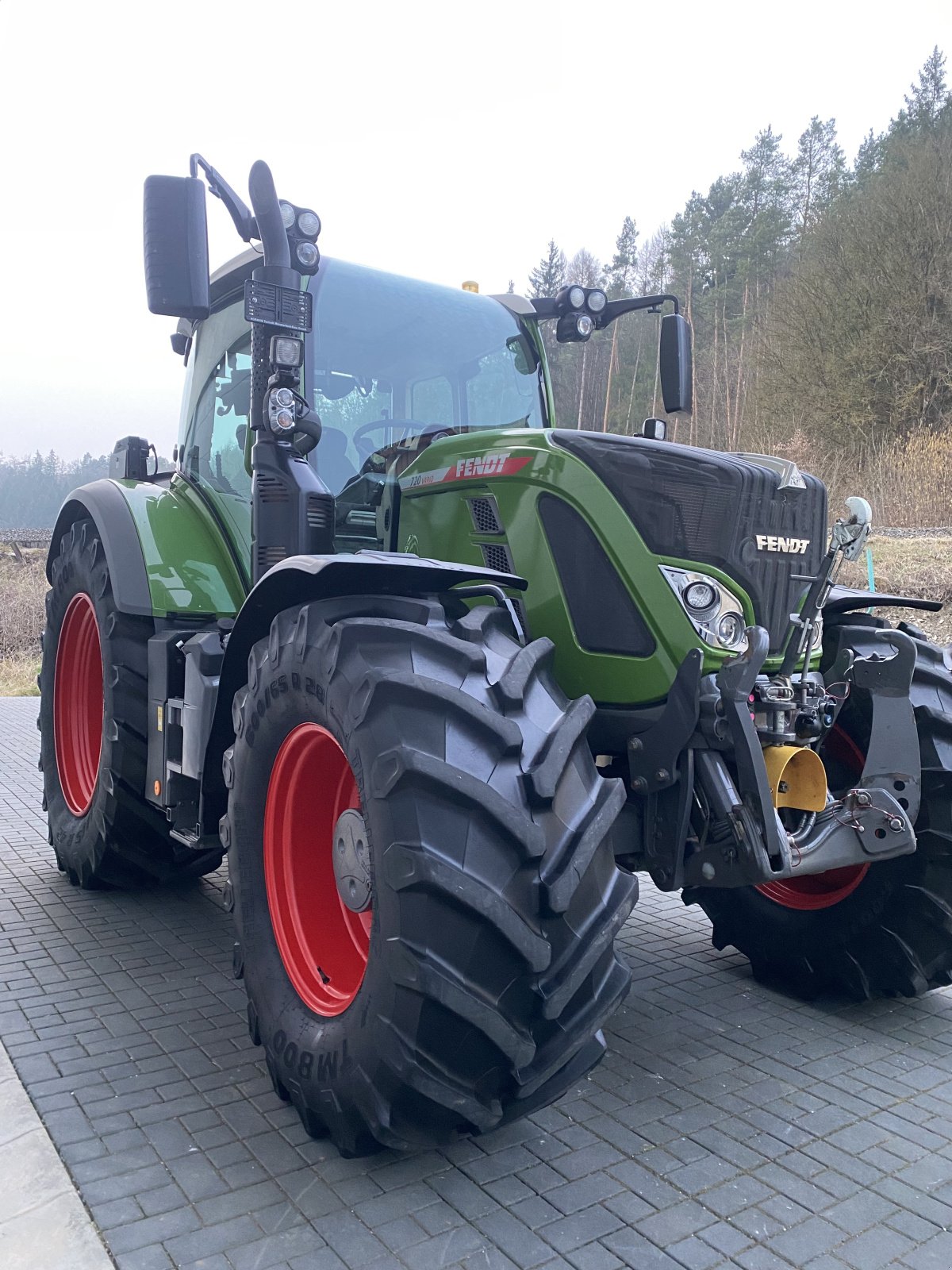 Traktor van het type Fendt 720 Vario Profi+ Setting2 Profiplus, Gebrauchtmaschine in Weigendorf (Foto 14)